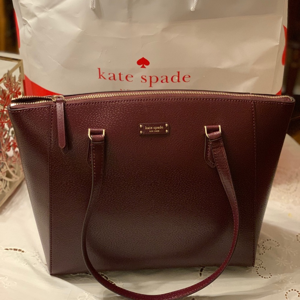 ♠️ Kate Spade Medium Laptop Tote